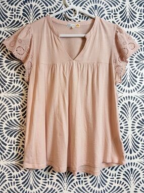 C&C California Cotton Blend Eyelet Sleeve V Neck Pink Top TINY FLAWS READ